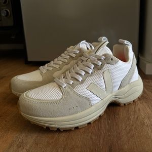 Venturi Veja Sneakers Size 10 Womens